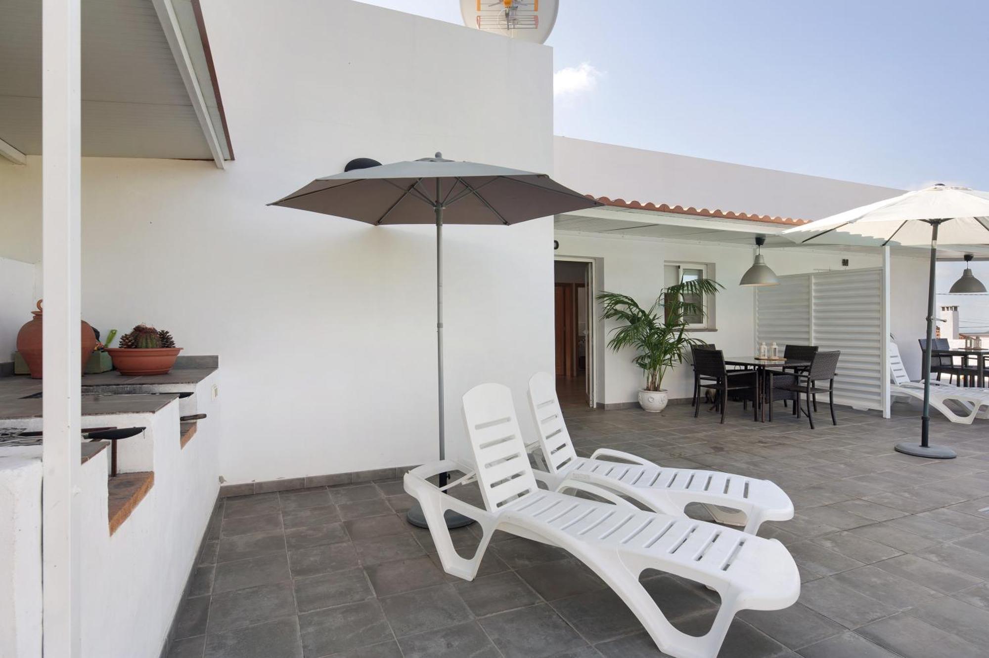 Villa Tino- Casa D Los Llanos De Aridane Luaran gambar